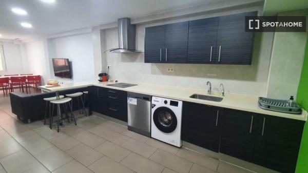 Habitación en piso compartido en Alacant