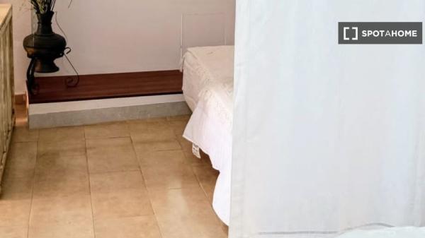 Apartamento tipo estudio en alquiler en Santa Fe, Granada