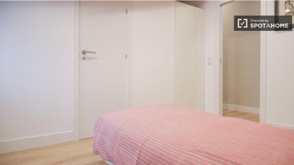 Apartamento de 2 dormitorios en alquiler en Argüelles, Madrid