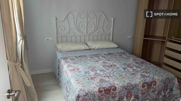 Apartamento de 2 dormitorios en alquiler en Triana, Sevilla