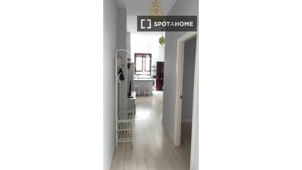 Apartamento de 2 dormitorios en alquiler en Triana, Sevilla