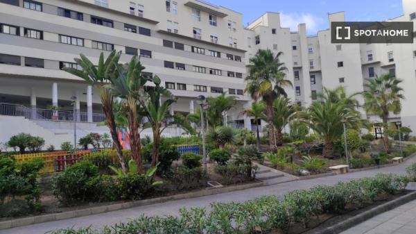 Quarto em apartamento compartilhado em Las Palmas de Gran Canaria