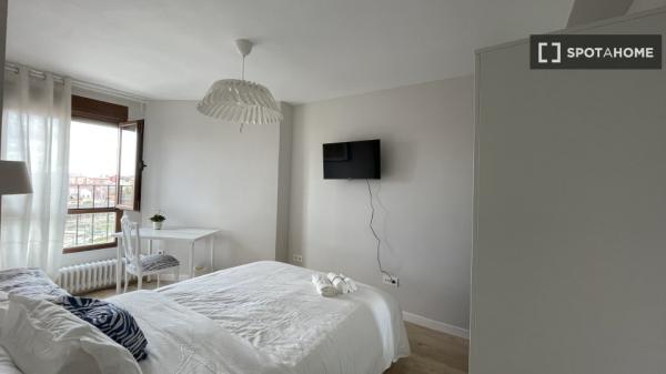 Habitación en piso compartido en Valladolid