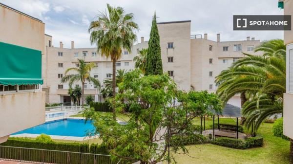 Apartamento de 1 dormitorio en alquiler en El Romeral, Málaga