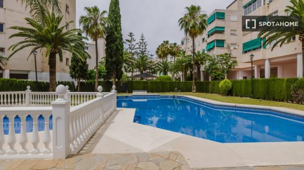 Apartamento estudio en alquiler en El Romeral, Málaga