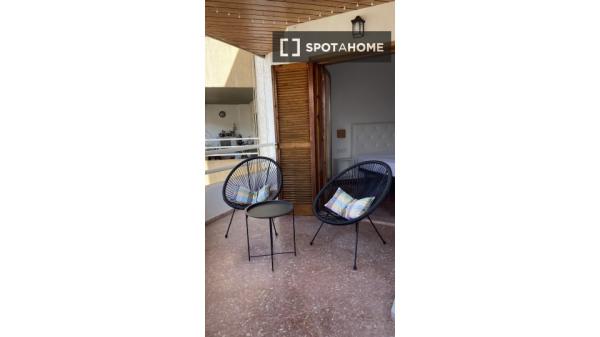 Zimmer zu vermieten in 4-Zimmer-Wohnung in Aduanas, Jávea