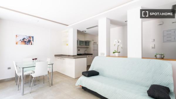 Apartamento de 3 quartos para alugar em Dénia