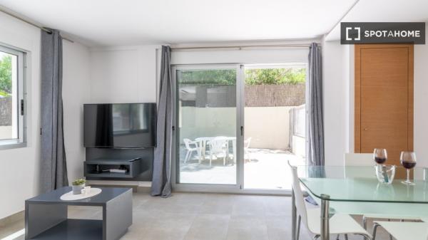 3-bedroom apartment for rent in Denia