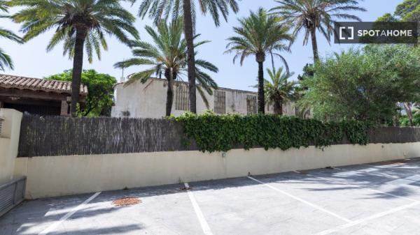 3-bedroom apartment for rent in Denia