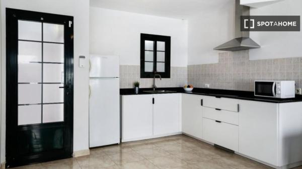 2-bedroom house for rent in Playa Blanca, Las Palmas