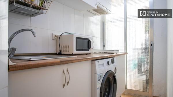 Apartamento de 2 dormitorios en alquiler en Carabanchel, Madrid