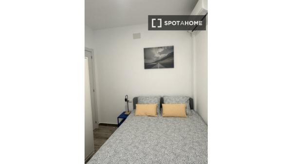 Apartamento entero de 1 dormitorio en Sevilla