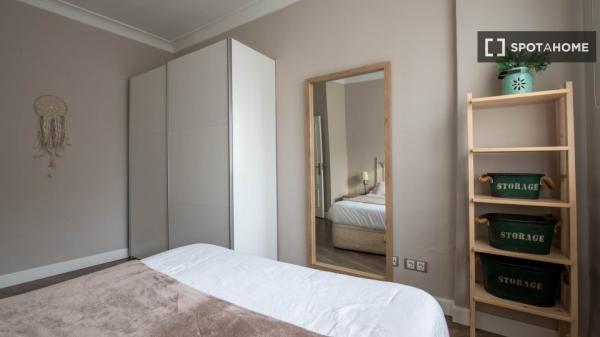 Piso completo de 1 dormitorio en Bilbao