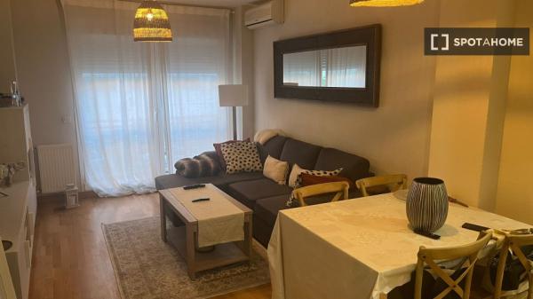 Apartamento de 2 dormitorios en alquiler en Fuencarral, Madrid