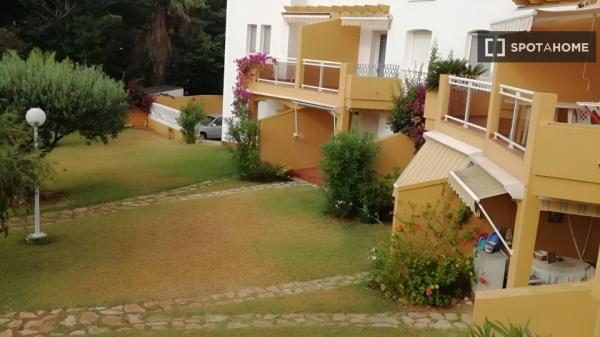 Apartamento de 2 quartos para alugar em Denia, Alicante