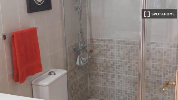 Apartamento de 2 quartos para alugar em Denia, Alicante