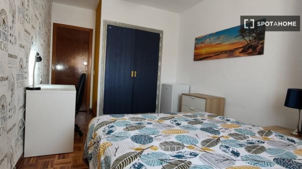 Quarto em apartamento compartilhado em Alcalá de Henares