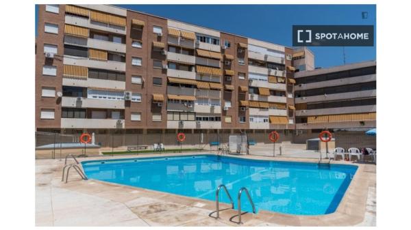 Room in shared apartment in Alcalá de Henares