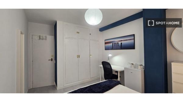 Room in shared apartment in Alcalá de Henares