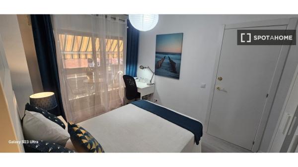 Quarto em apartamento compartilhado em Alcalá de Henares