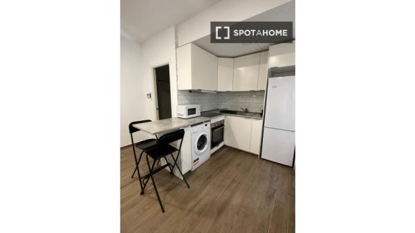 Apartamento inteiro de 2 quartos em Sevilla