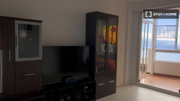 2-bedroom apartment for rent in Santa Cruz De Tenerife