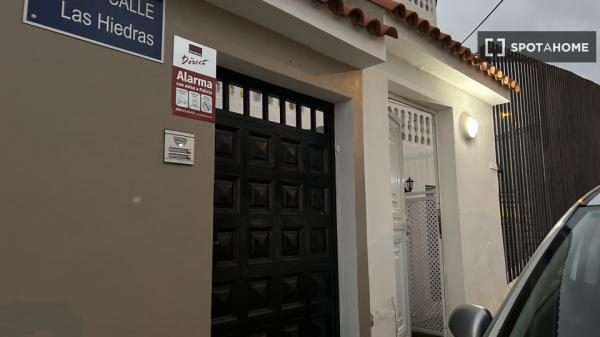 Piso completo de 1 dormitorio en Los Realejos