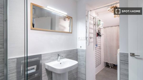 Apartamento de 1 dormitorio en alquiler en Málaga-Este, Málaga