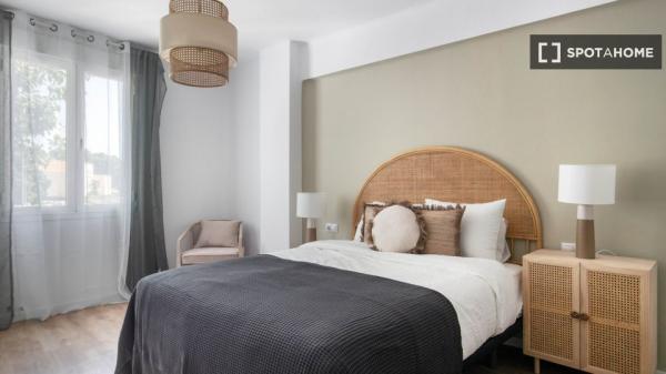 Apartamento de 3 dormitorios en alquiler en Lavapiés, Madrid