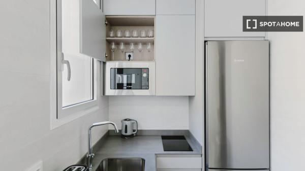 apartamento de 1 dormitorio en alquiler en Chamartín, Madrid