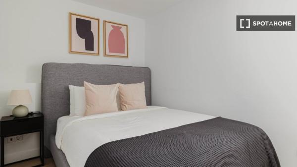 Apartamento de 2 dormitorios en alquiler en Chueca, Madrid