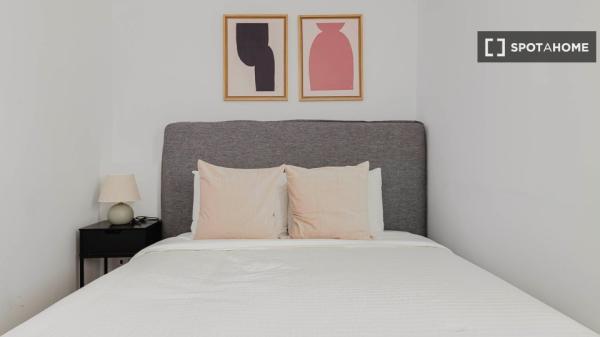 Apartamento de 2 dormitorios en alquiler en Chueca, Madrid