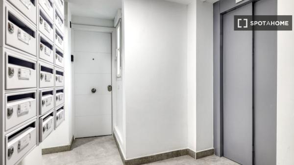 Apartamento de 2 dormitorios en alquiler en Chueca, Madrid