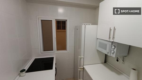 Apartamento entero de 3 dormitorios en Sevilla