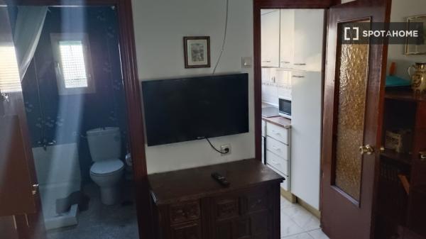 Apartamento entero de 3 dormitorios en Sevilla