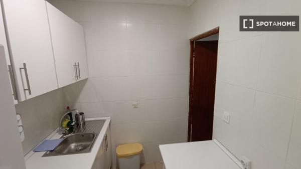 Apartamento entero de 3 dormitorios en Sevilla