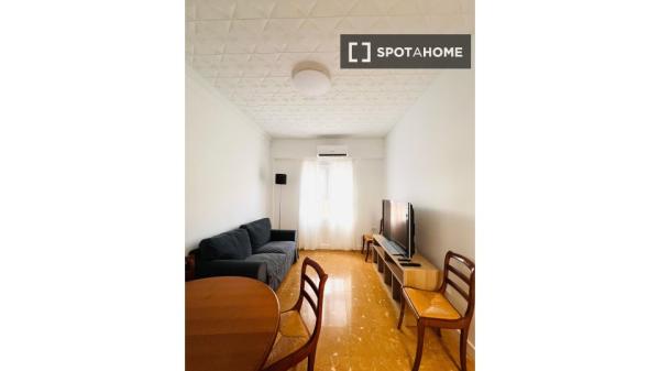 Room for rent in shared apartment in Murcia