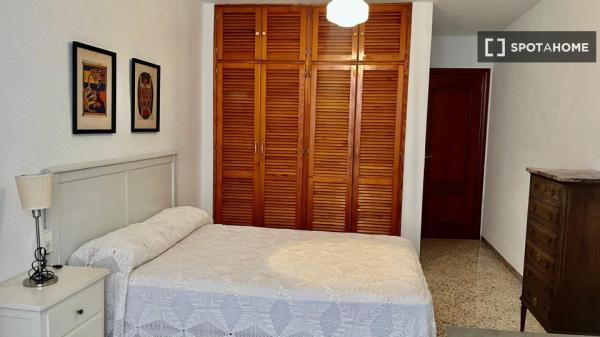 Habitación en piso compartido en Málaga