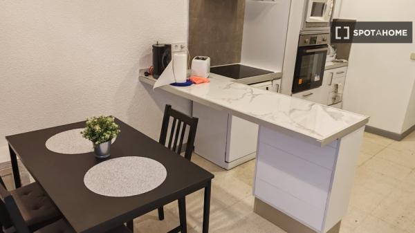 Quarto em apartamento compartilhado em Alcalá de Henares