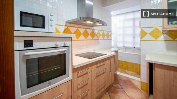 Piso en alquiler de 2 habitaciones en Santa María, Cádiz