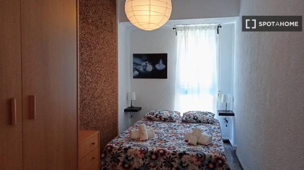 Piso de 1 dormitorio en alquiler en Campanar, Valencia