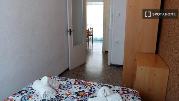 Piso de 1 dormitorio en alquiler en Campanar, Valencia