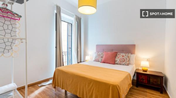 Apartamento de 1 quarto para alugar em Triana, Sevilha