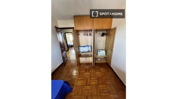 Quarto em apartamento partilhado em Vigo