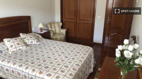 Quarto em apartamento partilhado em Vigo