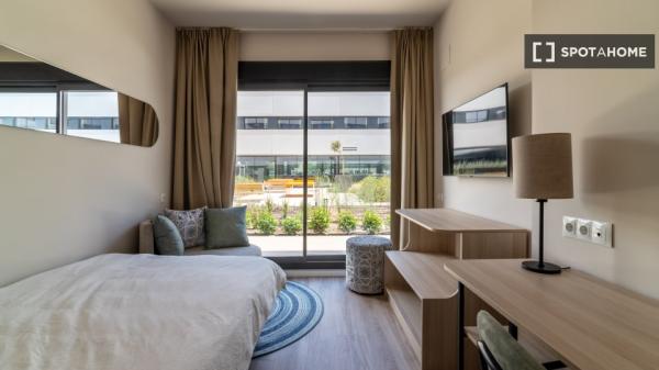 Apartamento estudio en alquiler en residencia en Granada