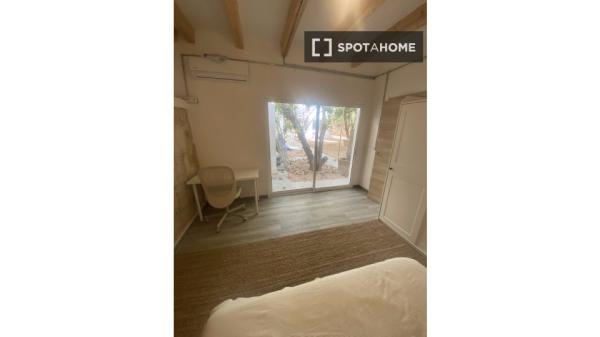 Quarto em apartamento compartilhado em Palma