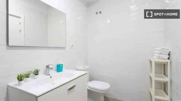 Apartamento de 2 dormitorios en alquiler en Santa Cruz De Tenerife