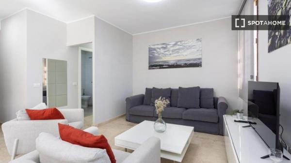 Apartamento de 2 dormitorios en alquiler en Santa Cruz De Tenerife