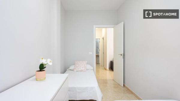 2-bedroom apartment for rent in Santa Cruz De Tenerife